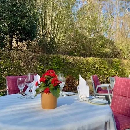 Hotel Romantik Waldhotel Mangold 4*