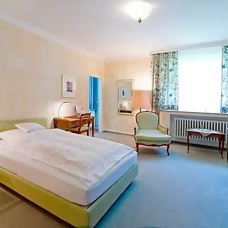 Romantik Waldhotel Mangold 4*