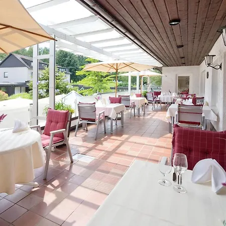 Romantik Waldhotel Mangold Hotel 4*