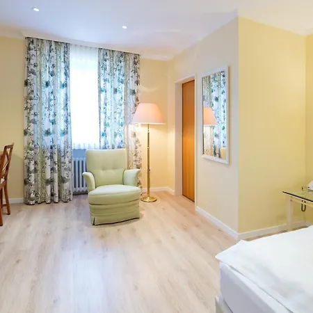 Romantik Waldhotel Mangold