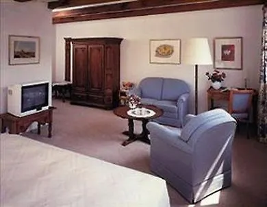 Romantik Waldhotel Mangold 4*