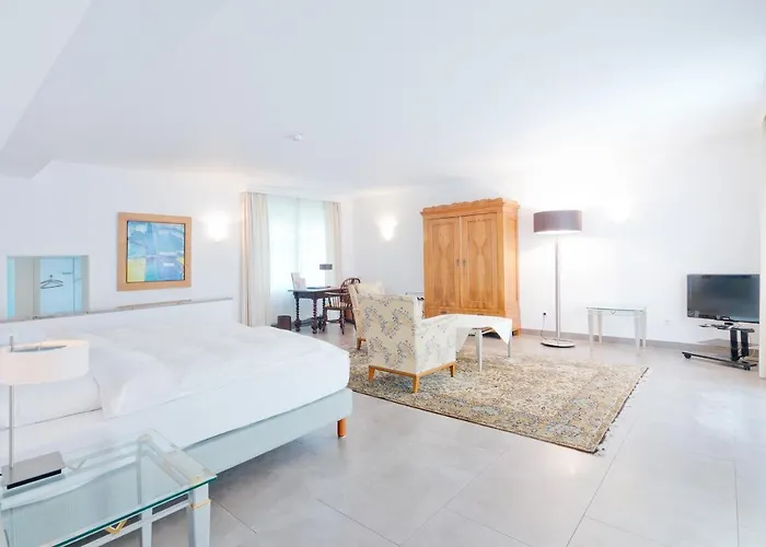 Romantik Waldhotel Mangold 호텔 베르기슈글라트바흐