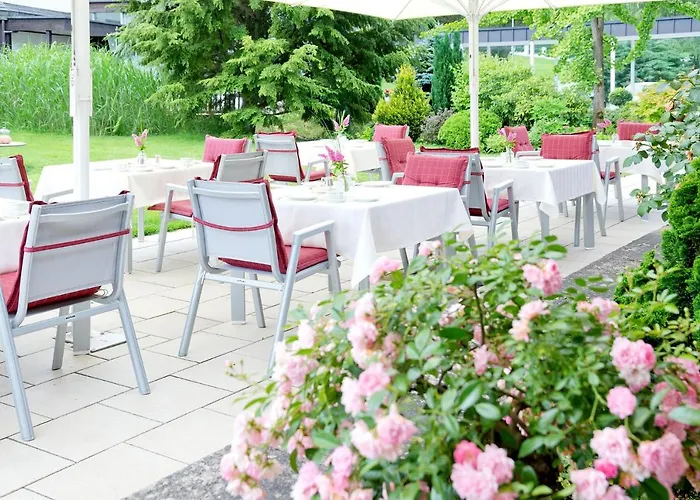 Отель Romantik Waldhotel Mangold 4*