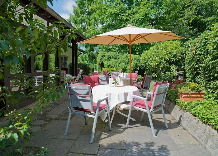 Romantik Waldhotel Mangold 4*