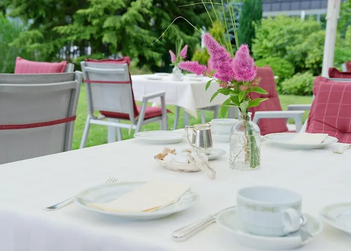 Romantik Waldhotel Mangold 4*